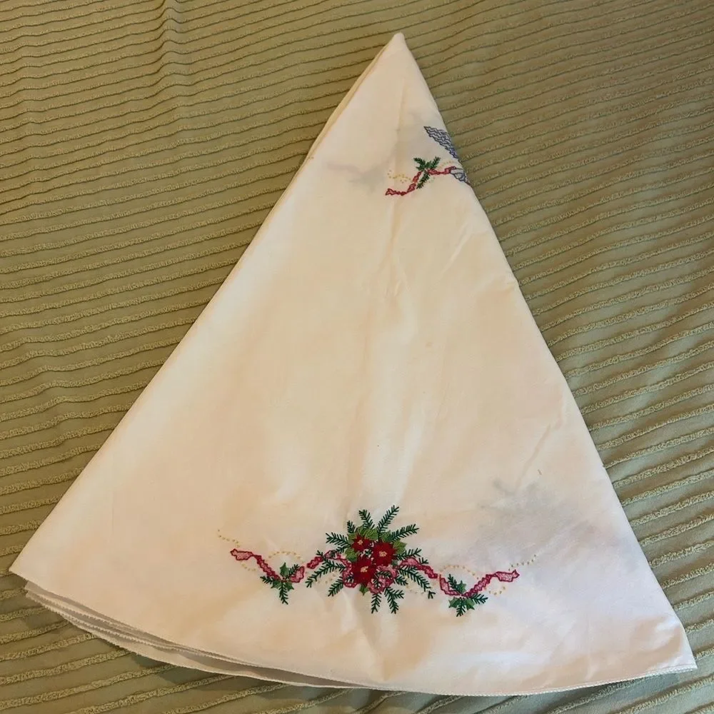 Vtg Handmade Embroidered Round Tablecloth Christmas Holly 57 inches * stains